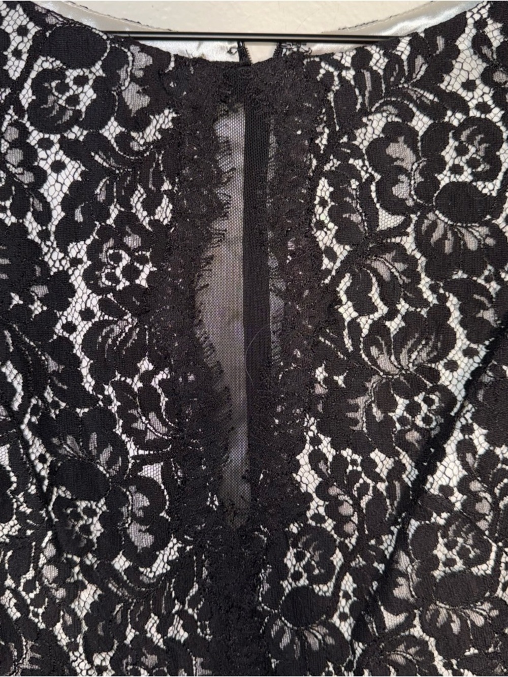 NWT MONIQUE LHUILLIER Black Lace Beaded Waist Bodycon Cocktail Midi Dress 6 - Picture 8 of 11